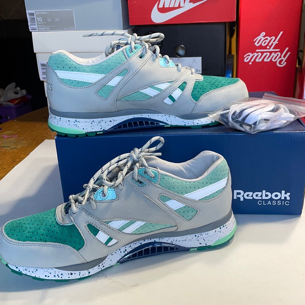 Reebok Politics 3-Lakes